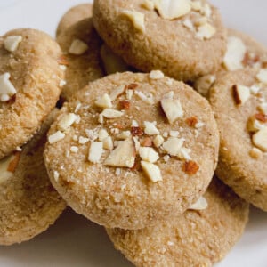 Almond cookies served on a plate