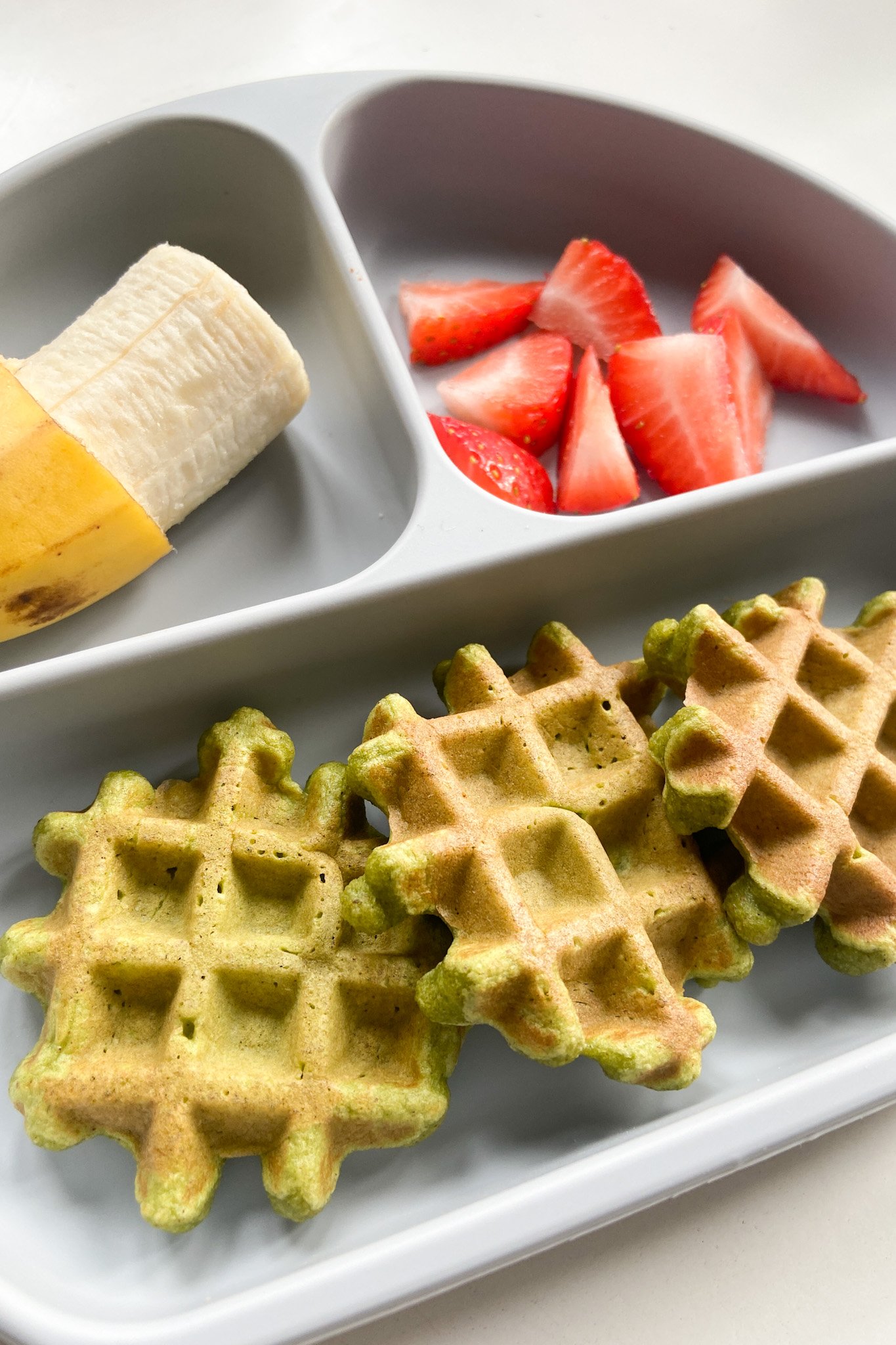 Spinach Banana Waffles - Feeding Tiny Bellies