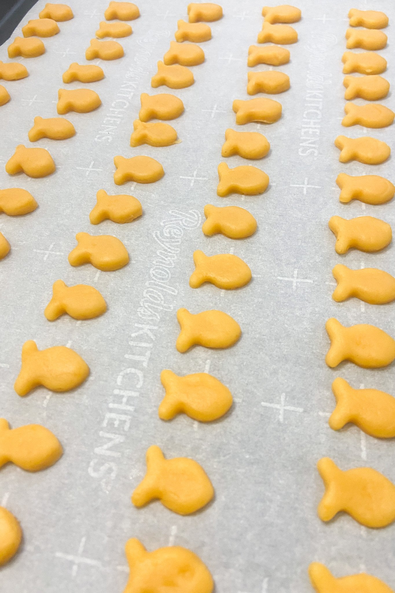 Goldfish crackers ready to bake