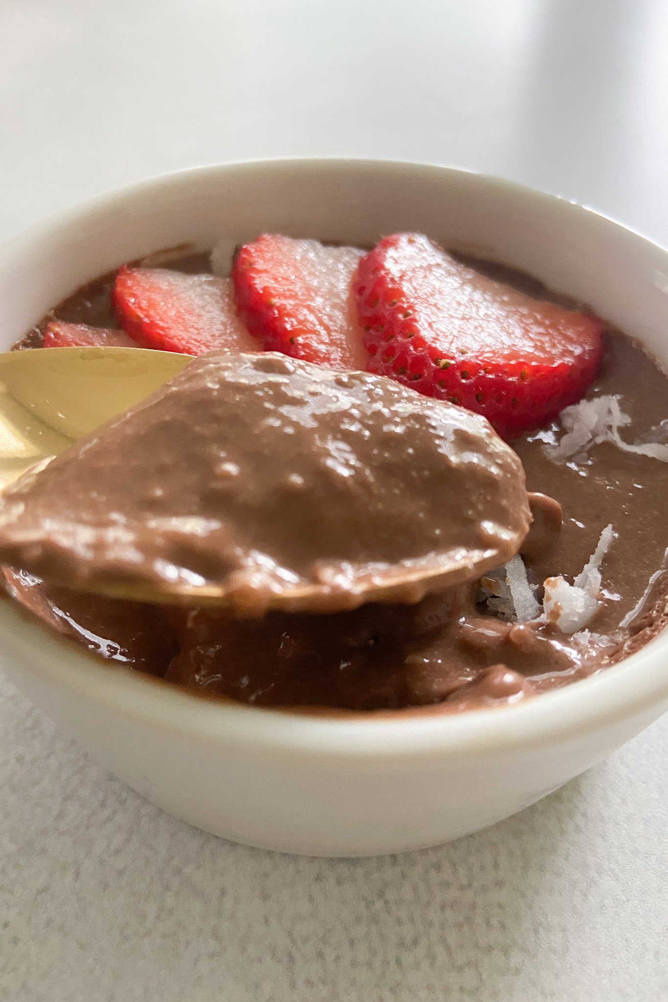 Creamy chocolate oatmeal pudding