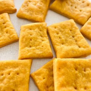 Cheesy pumpkin crackers