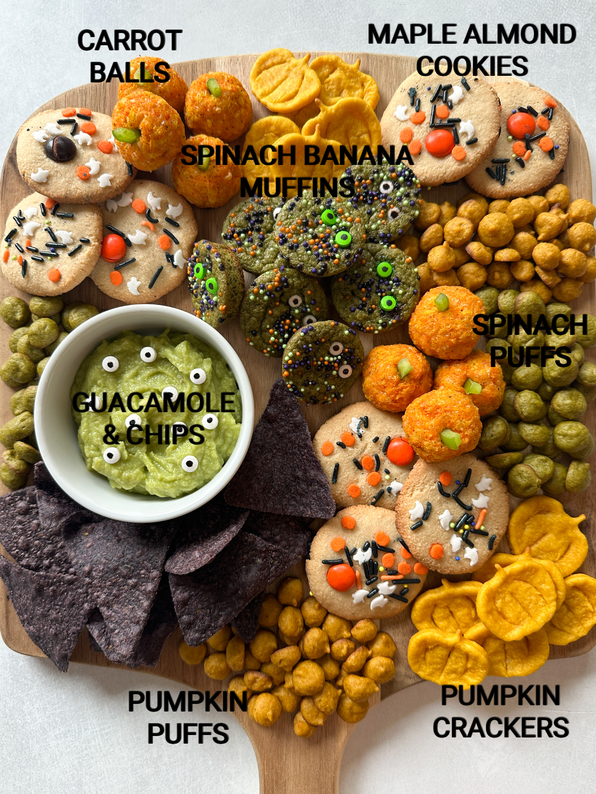 Halloween snack tray for kids (labeled).