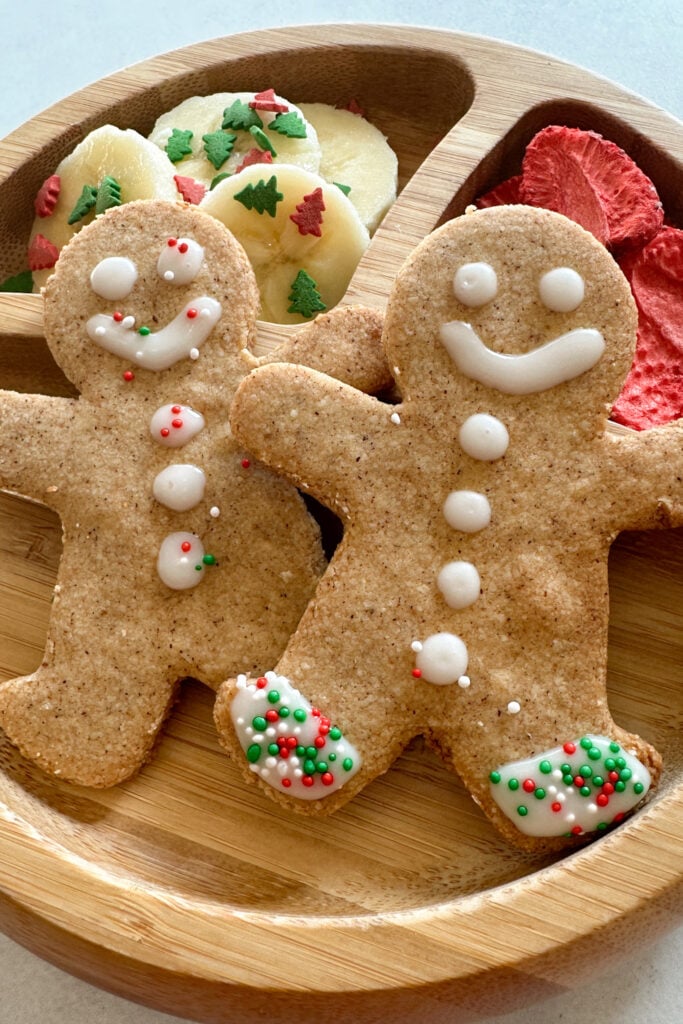 Gingerbread Cookies Without Molasses - Feeding Tiny Bellies