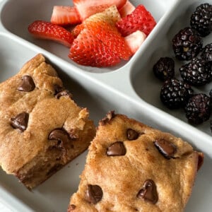 Flourless banana cake served with berries.