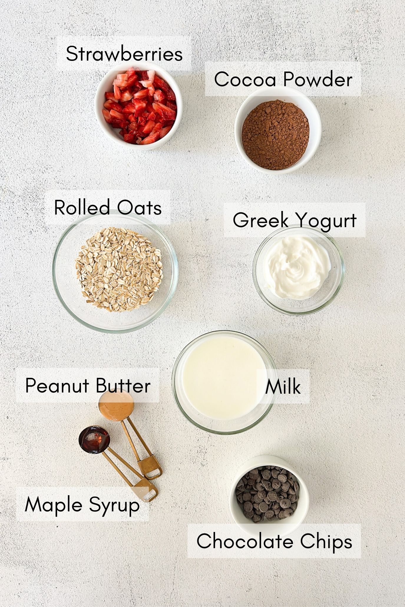 Ingredients to make chocolate strawberry overnight oats.