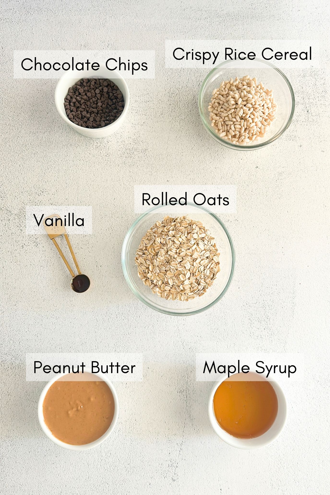 Ingredients to make chocolate chip chewy granola bars.