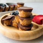 Peanut butter oatmeal cups served with berries.