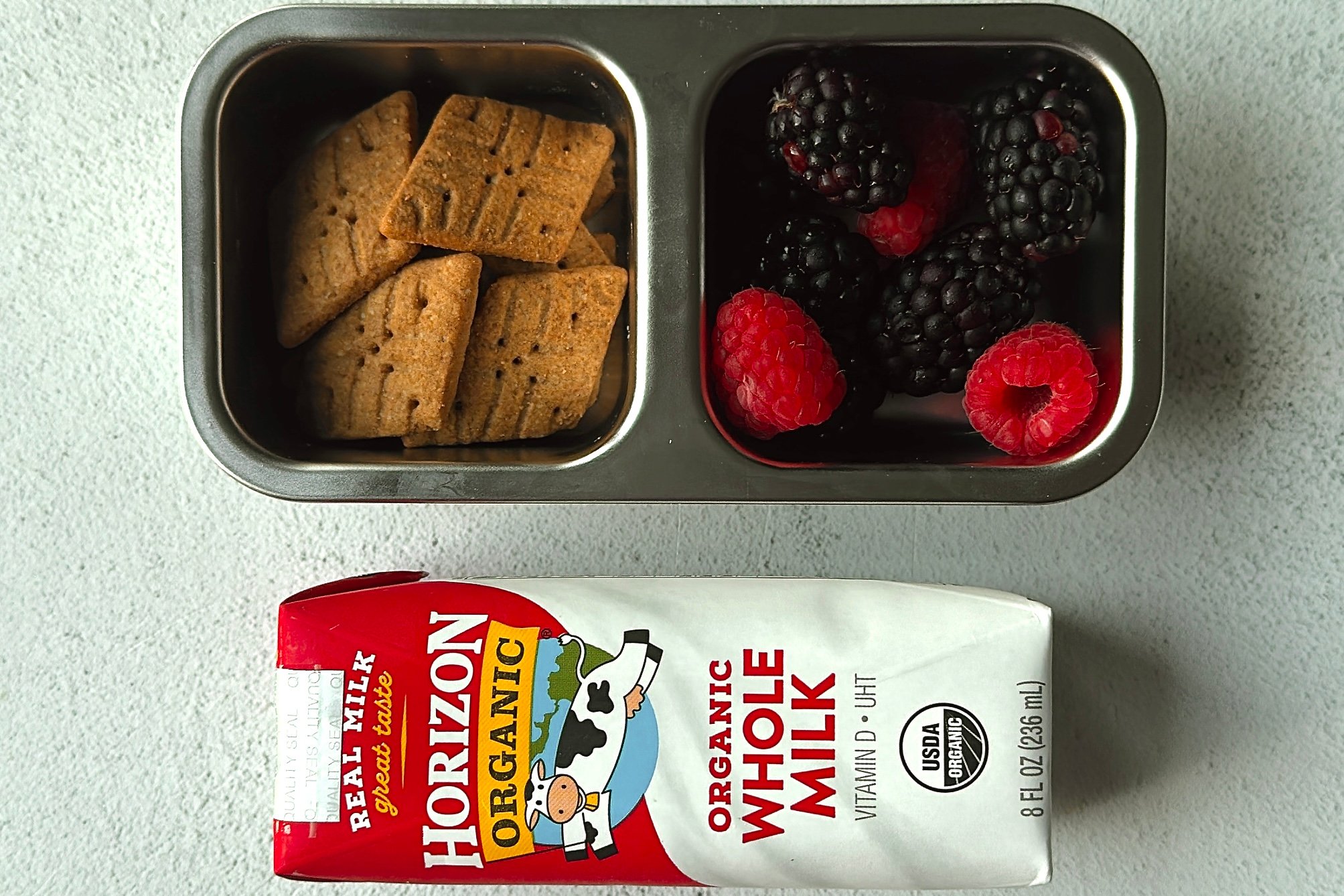 Graham crackers snackbox.