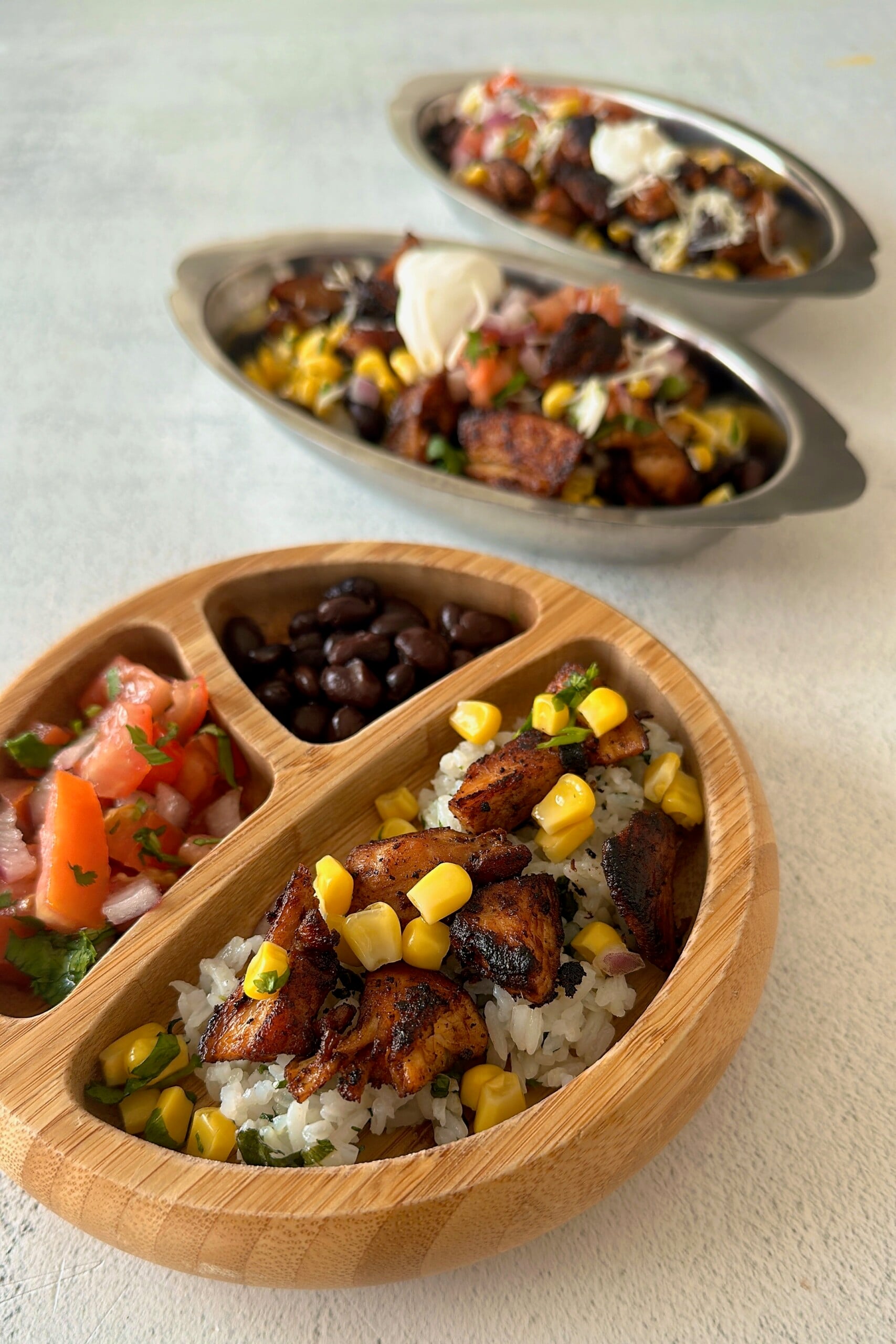 Copytcat chipotle chicken served in a burrito bowl.