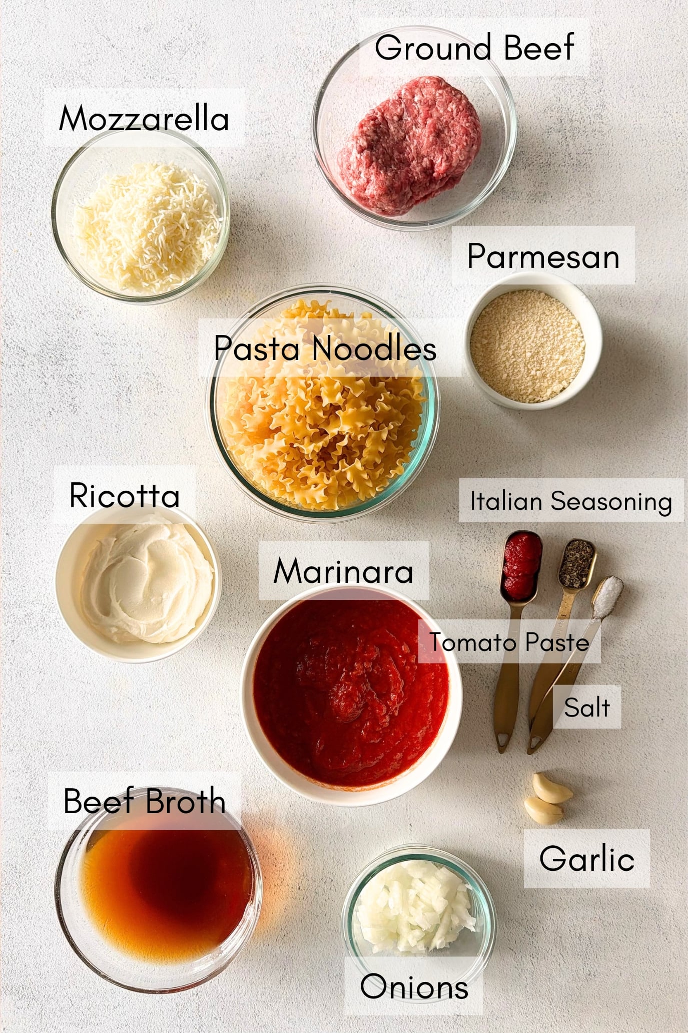 Ingredients to make lasagna pasta.